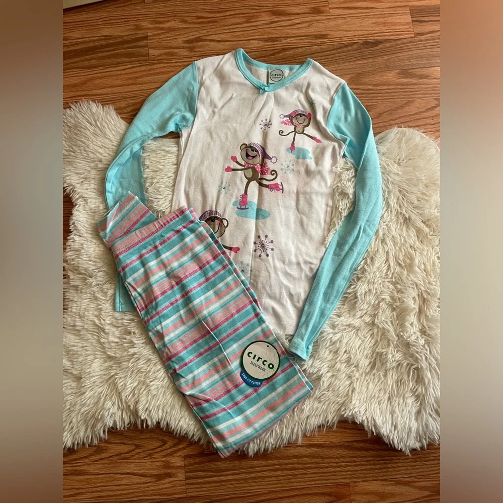 NWT Circo Y2K Girls PJ Set Size 10